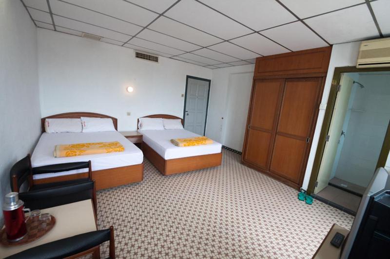 Peking Hotel George Town Buitenkant foto